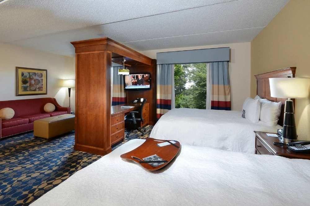 Hampton Inn & Suites Huntersville Ngoại thất bức ảnh