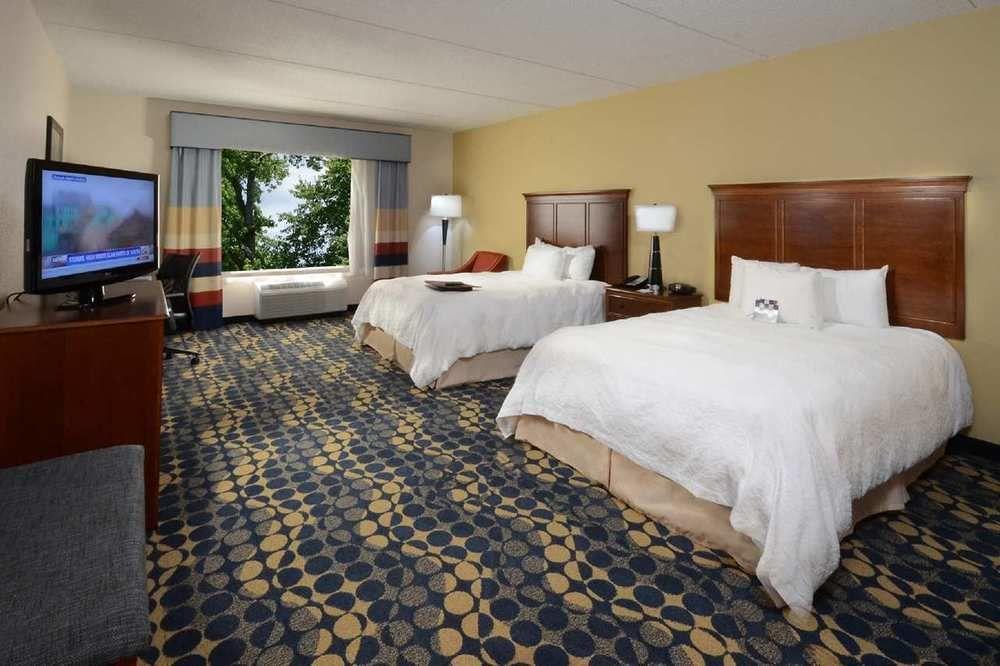 Hampton Inn & Suites Huntersville Ngoại thất bức ảnh
