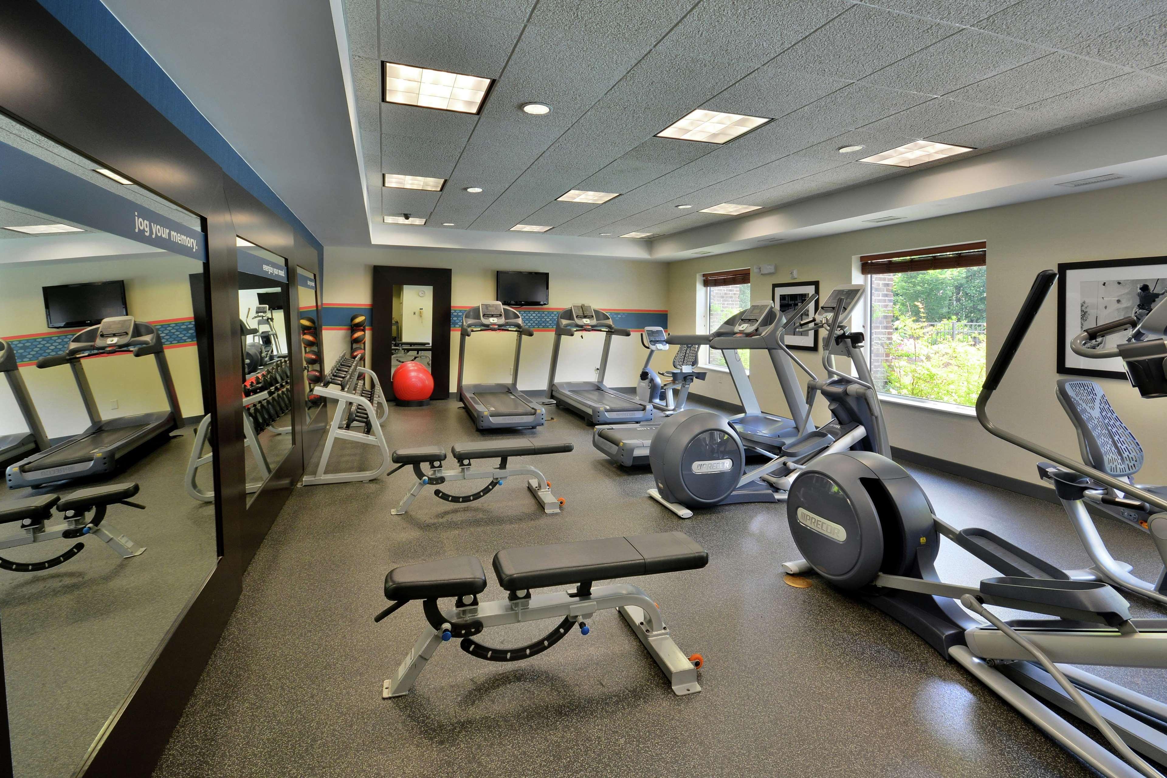 Hampton Inn & Suites Huntersville Ngoại thất bức ảnh