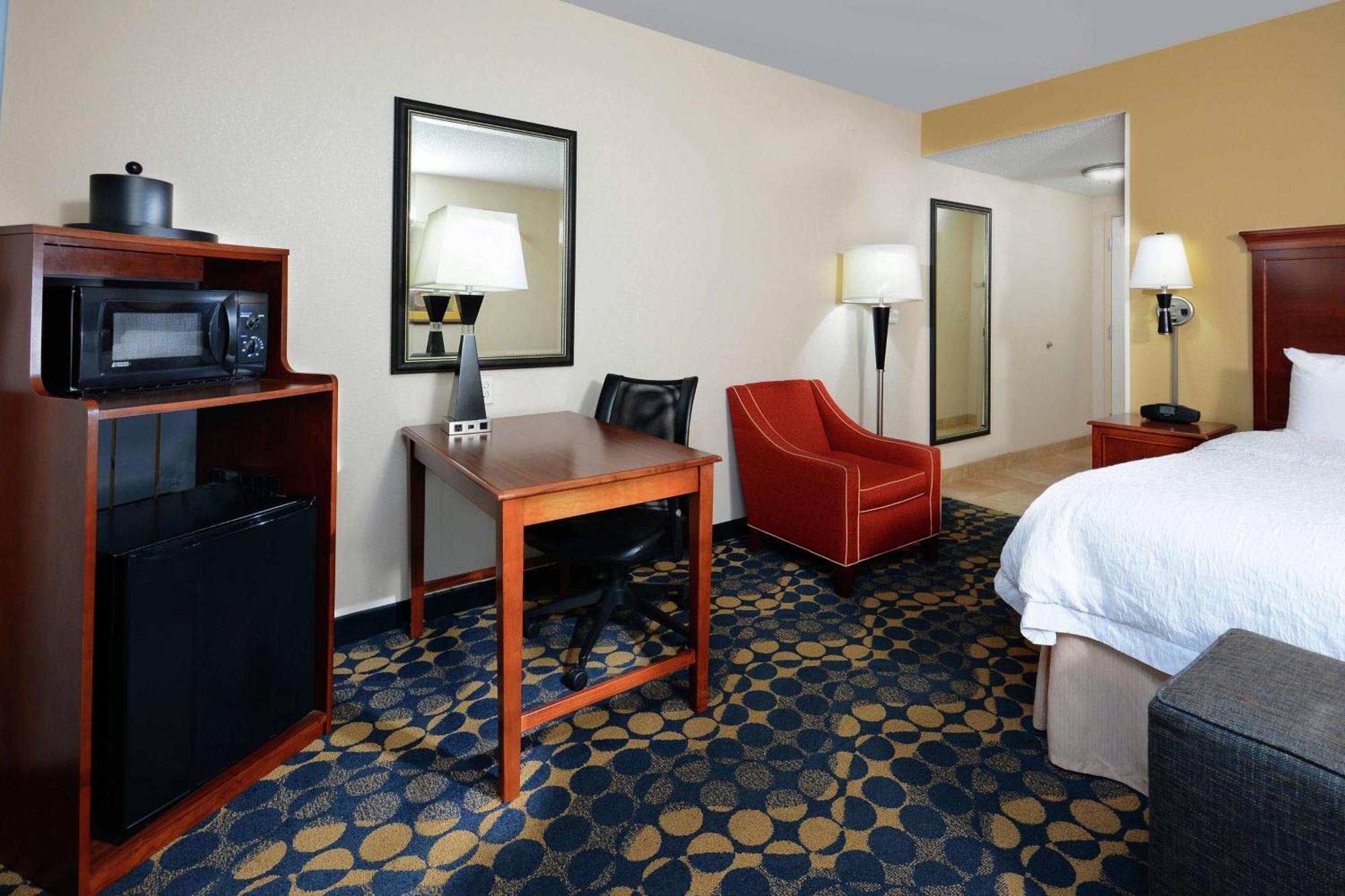 Hampton Inn & Suites Huntersville Ngoại thất bức ảnh