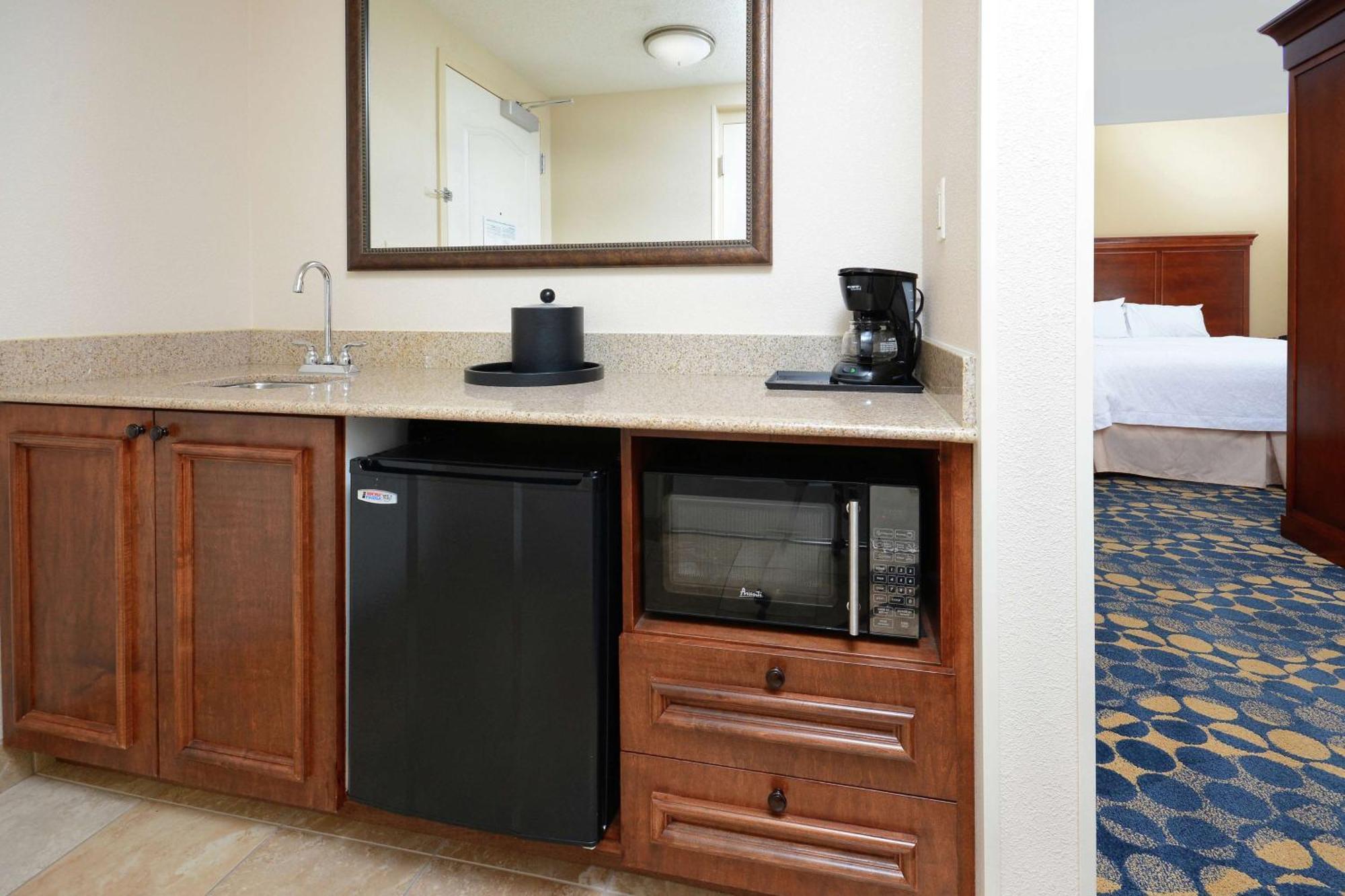 Hampton Inn & Suites Huntersville Ngoại thất bức ảnh