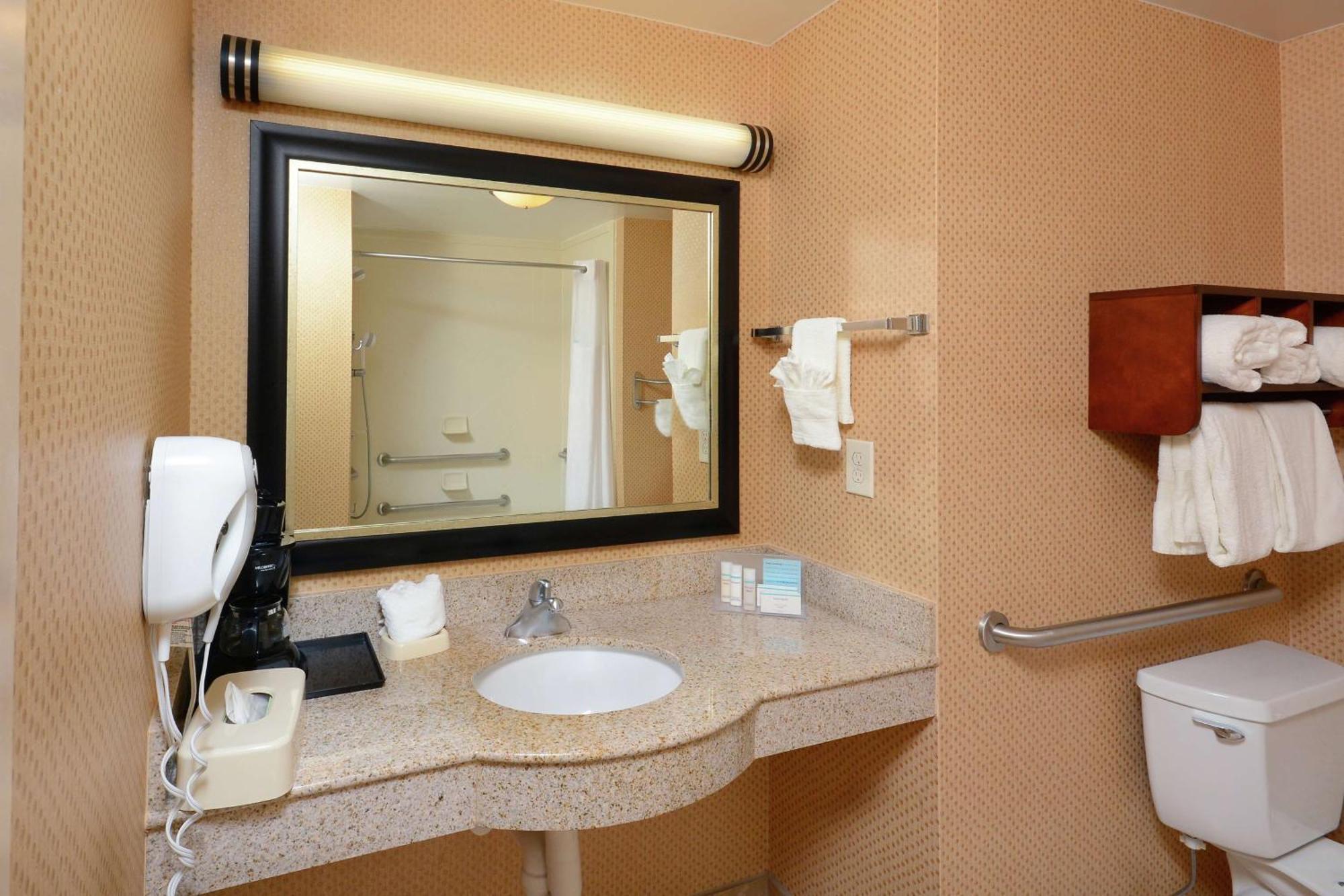 Hampton Inn & Suites Huntersville Ngoại thất bức ảnh
