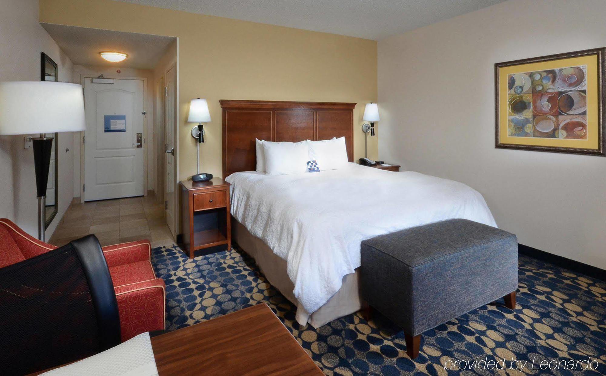 Hampton Inn & Suites Huntersville Ngoại thất bức ảnh