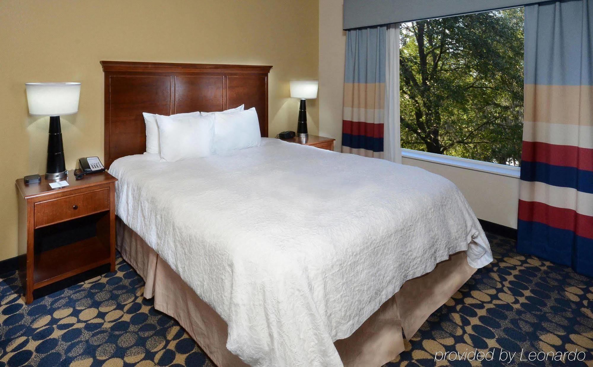 Hampton Inn & Suites Huntersville Ngoại thất bức ảnh