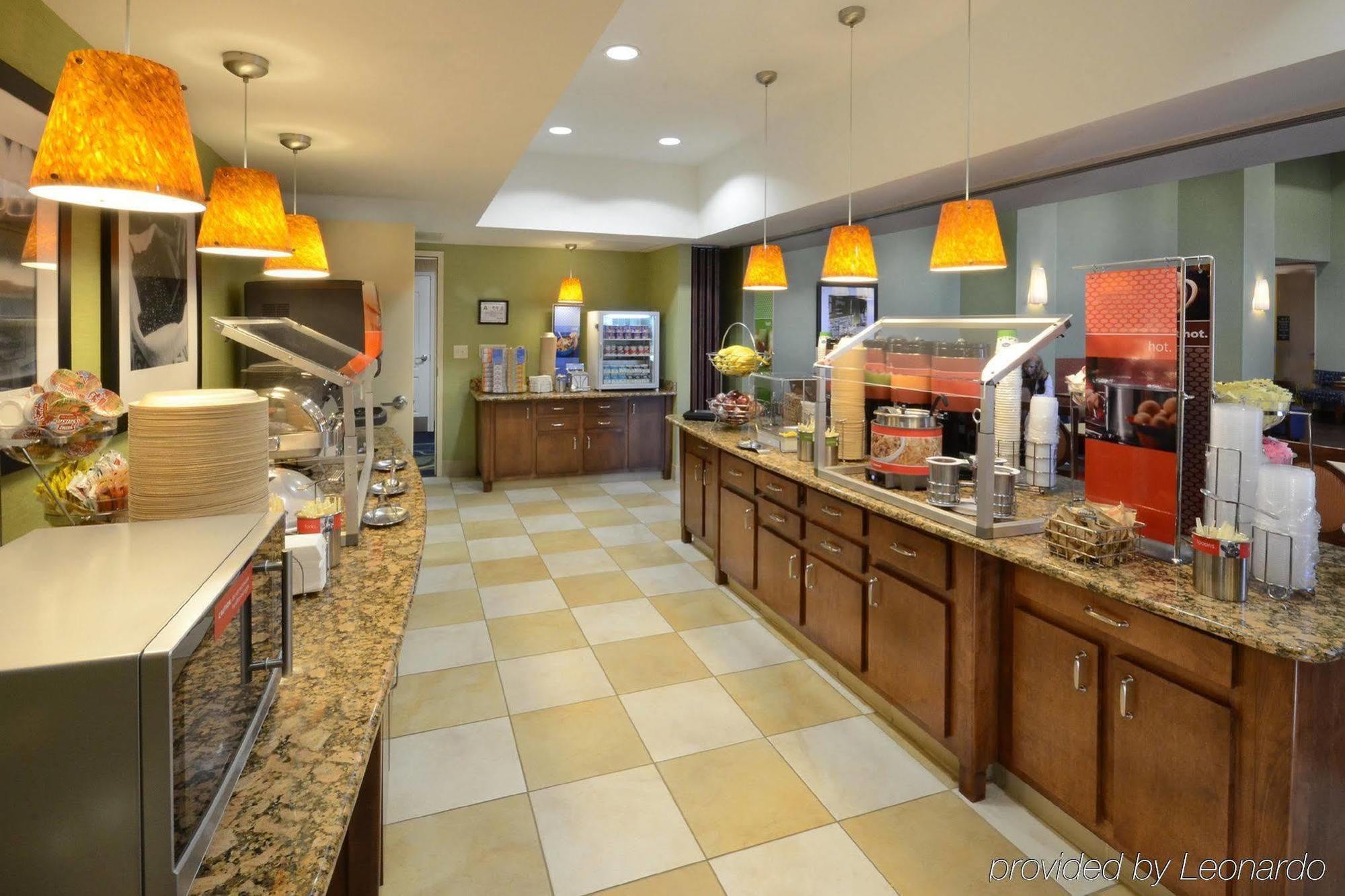 Hampton Inn & Suites Huntersville Ngoại thất bức ảnh