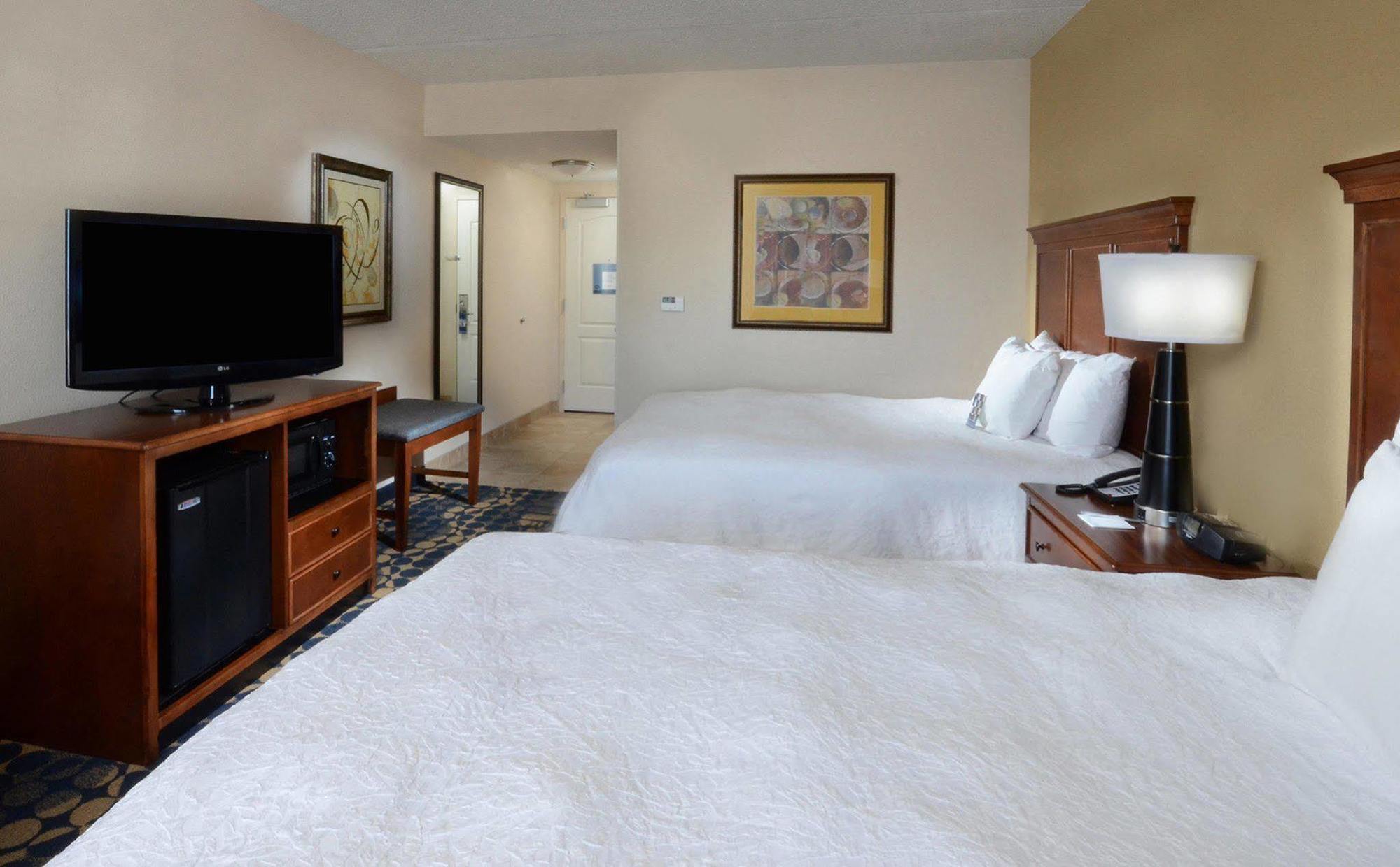 Hampton Inn & Suites Huntersville Ngoại thất bức ảnh